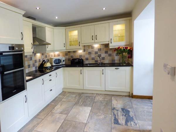 Ghyll Bank Cow Shed Villa Staveley  Buitenkant foto